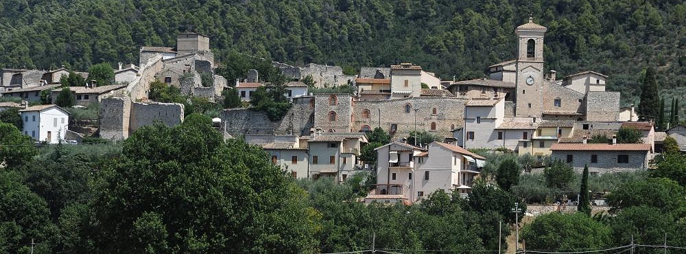 Eggi, die befestigte Stadt nahe Spoleto