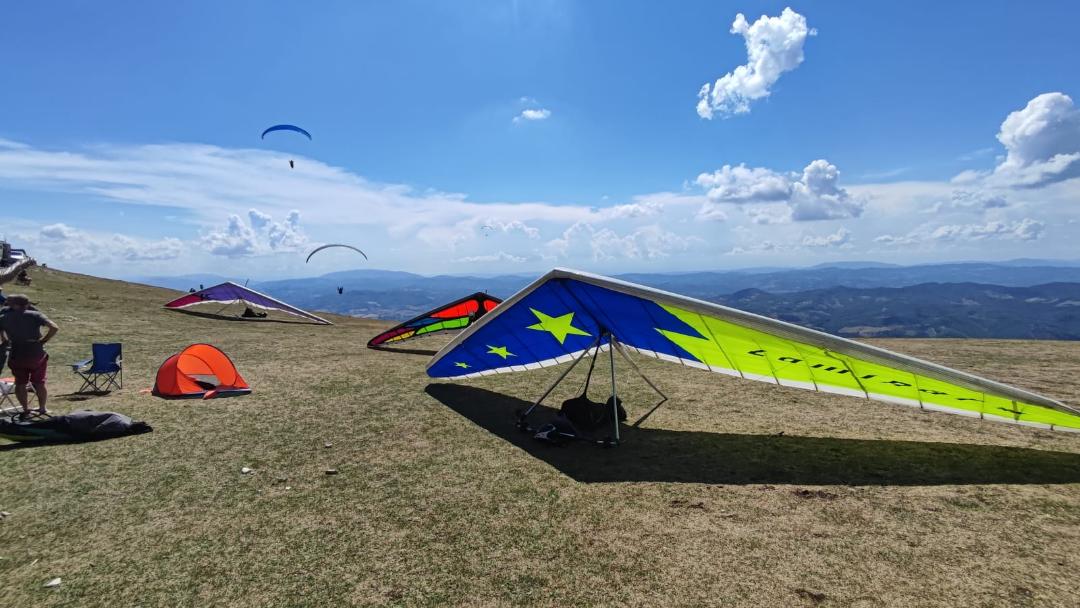 Immagine: Monte Cucco e Monti Sibillini