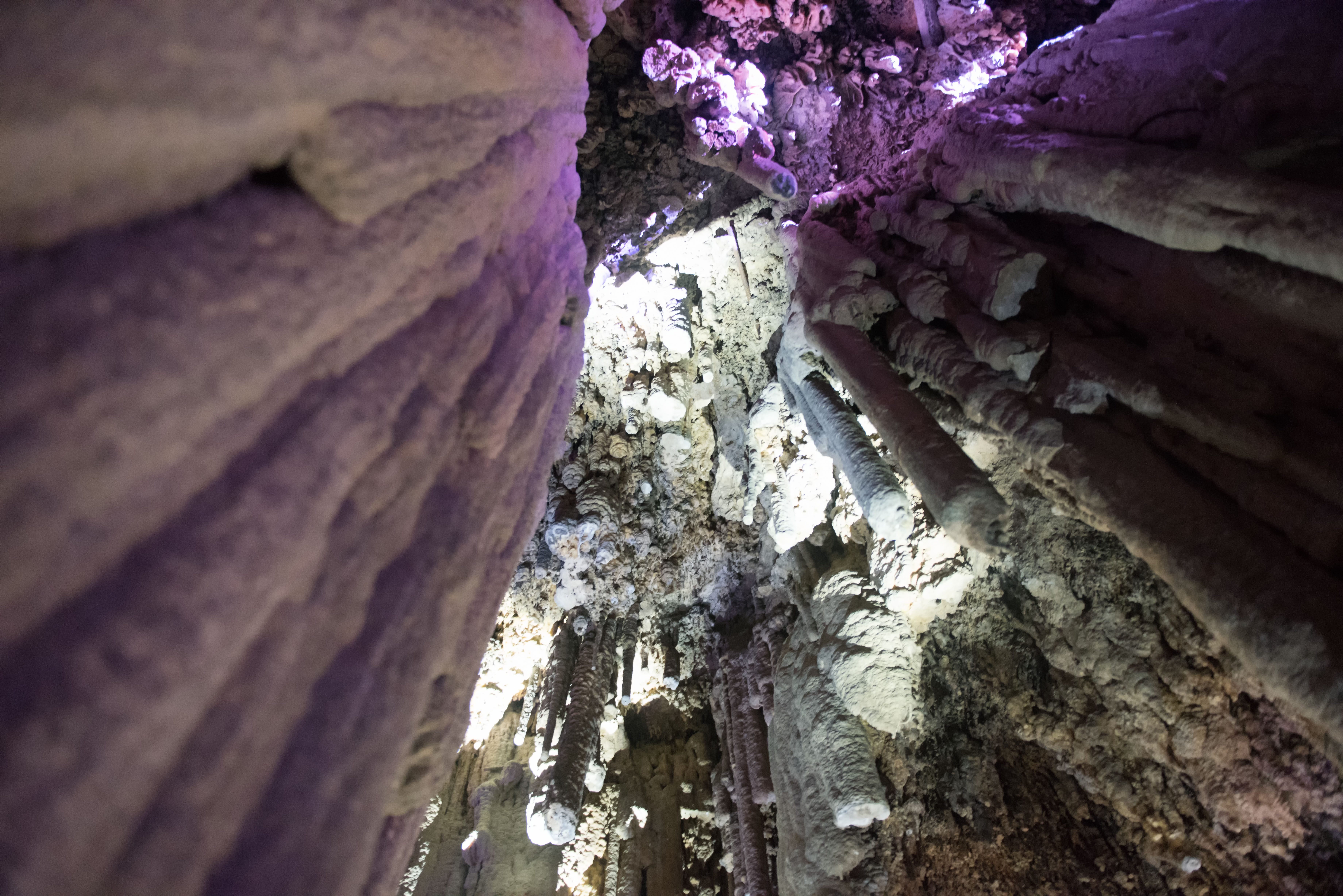 Les grottes de l’Abbadessa de Pale