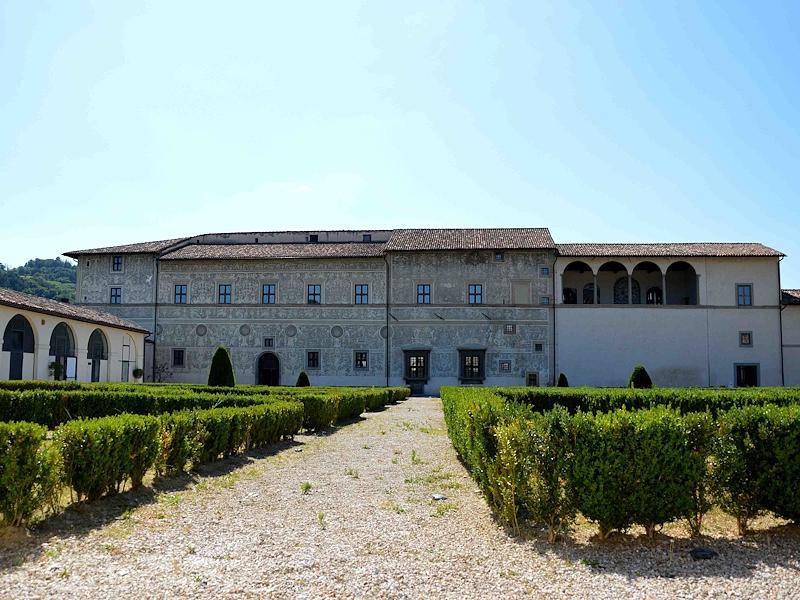 Palazzo Vitelli alla Cannoniera, home of the Art Gallery, with decorated façade and Italian-style garden.
