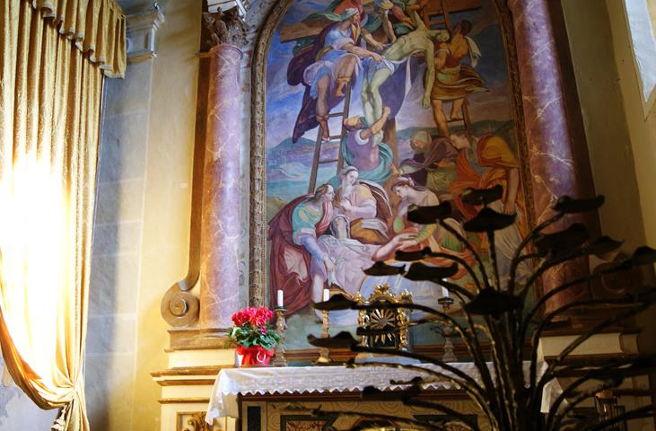 Detail des Gemäldes von Arrigo Fiammingo, das die Kreuzabnahme darstellt.