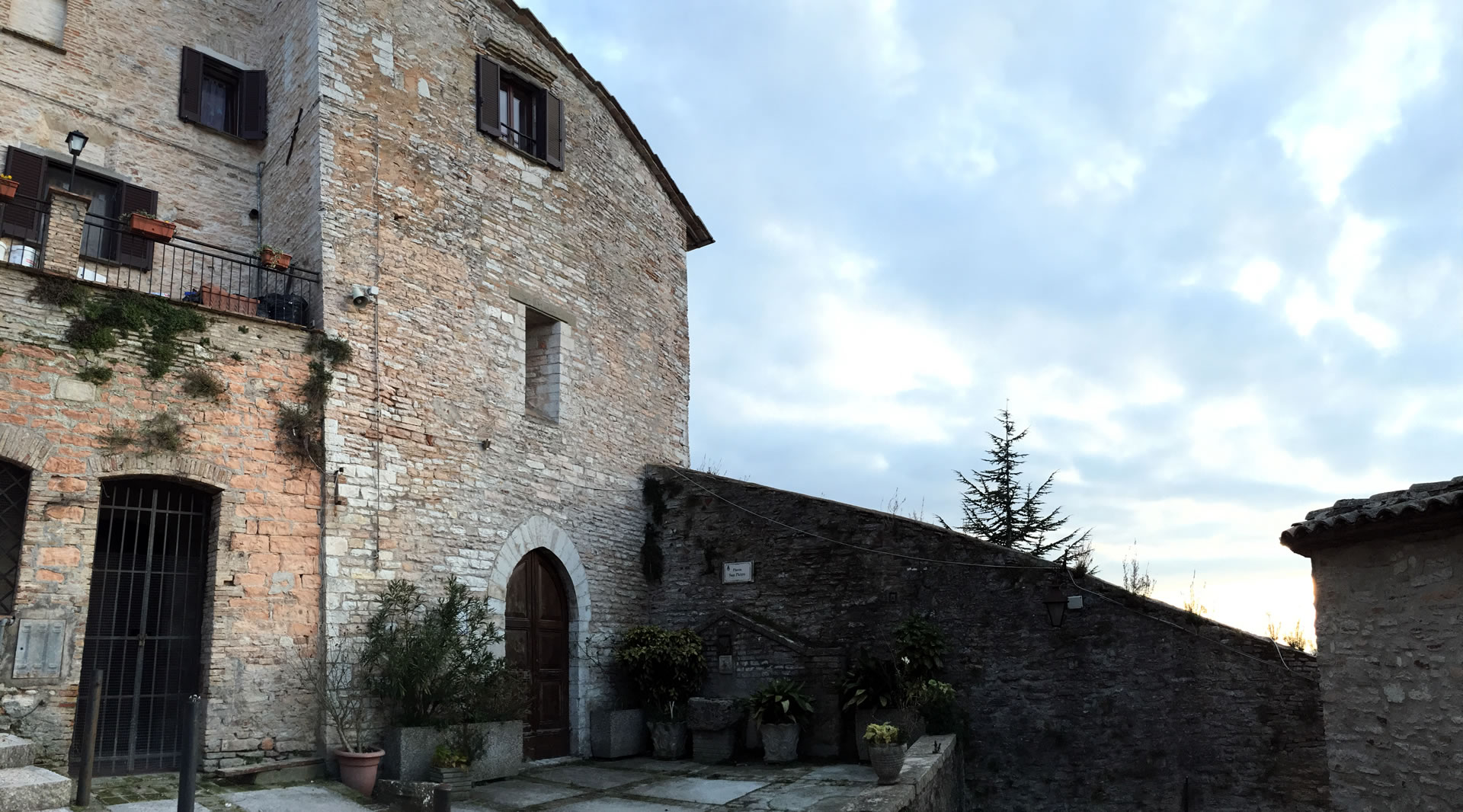 Chiesa di San Pietro, Fossato di Vico
