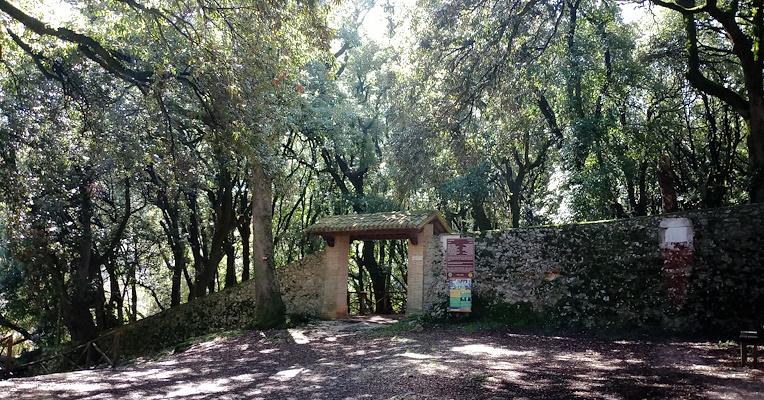 Ingresso al Bosco Sacro di Monteluco di Spoleto e alla lecceta