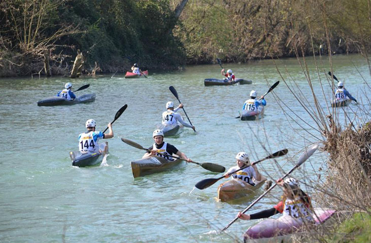 48. nationaler Wettkampf für Kanus und Kajaks auf dem Tiber