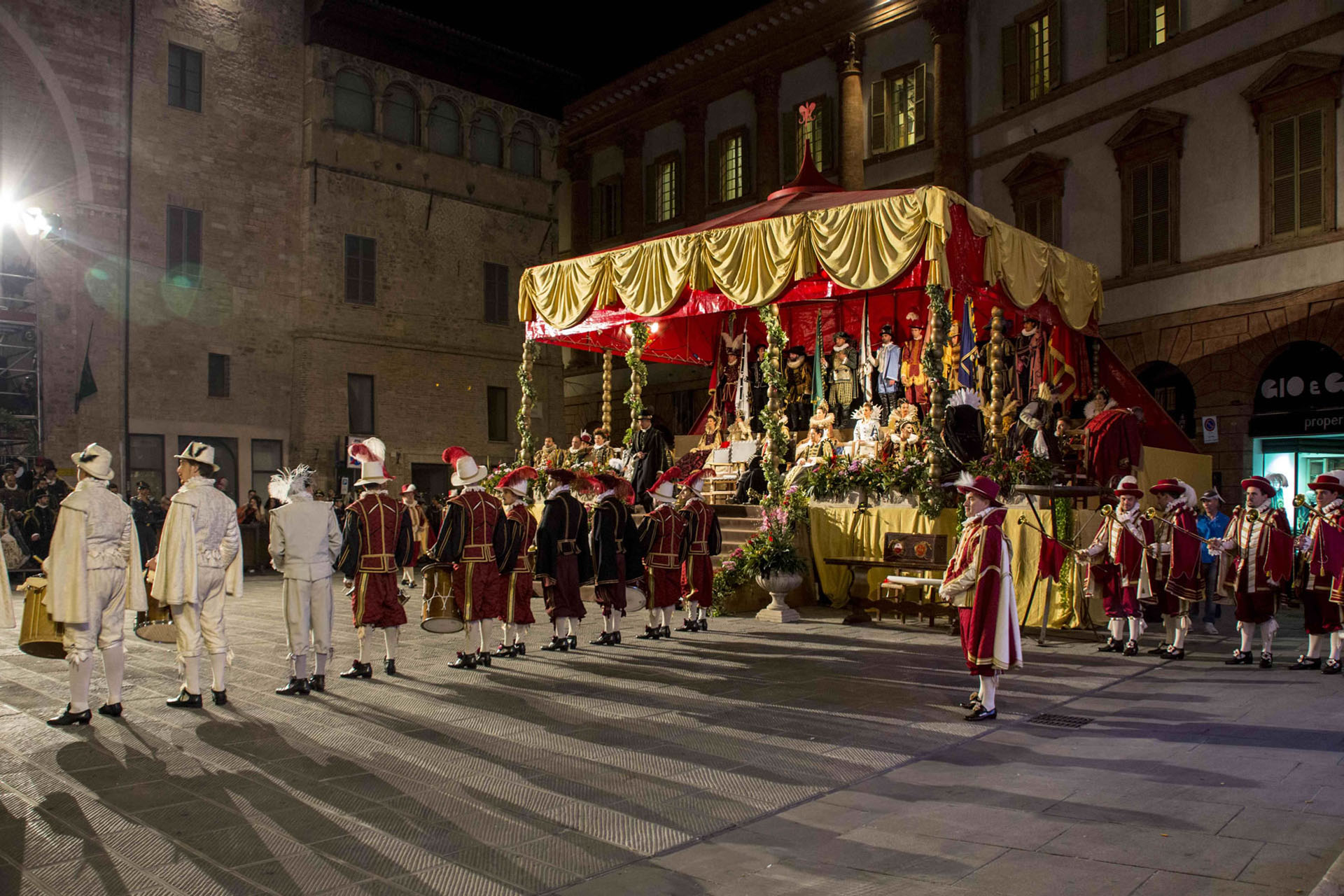 Festa a Palazzo d'Oro e di Vento