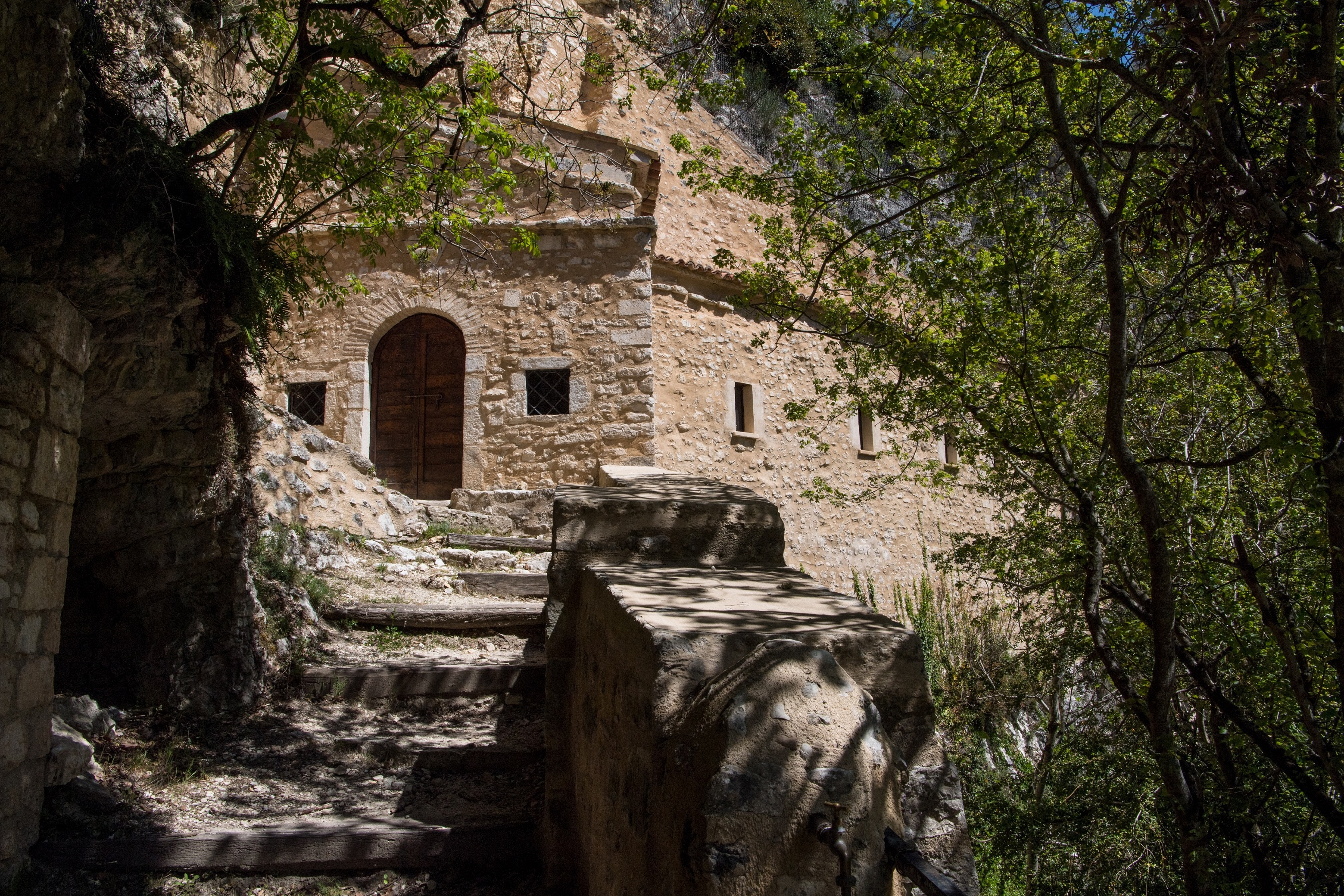 Escursione in Valnerina da Cerreto di Spoleto a Poggiodomo