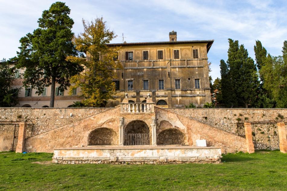 Trevi, storia, arte e prodotti tipici