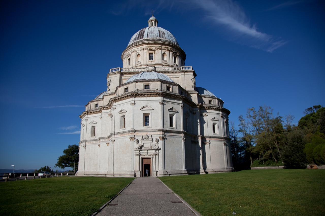 Von Perugia nach Todi, entlang der Weinstraße des Cantico