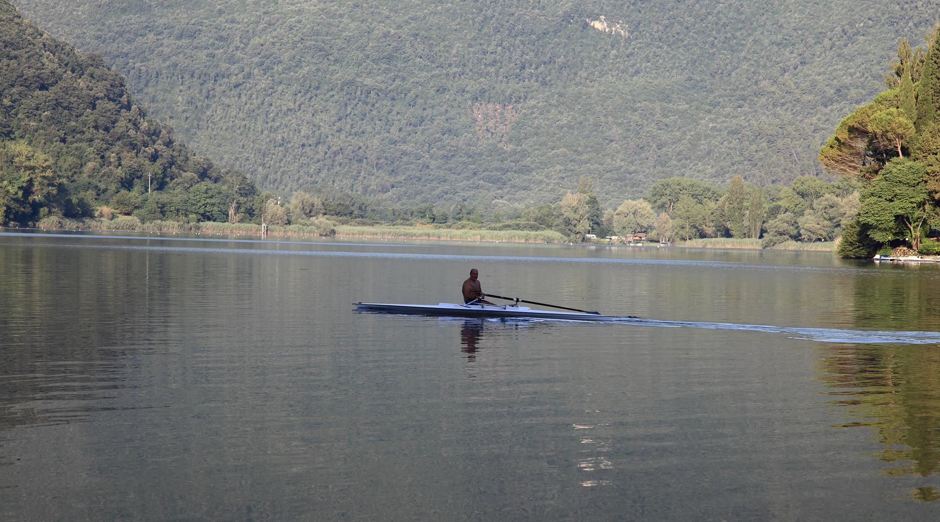 Rowing and other aquatic sports at Lake Piediluco