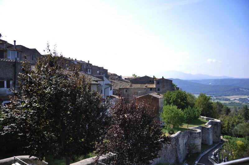 Titolo: Discovering Giove, Attigliano, Penna in Teverina