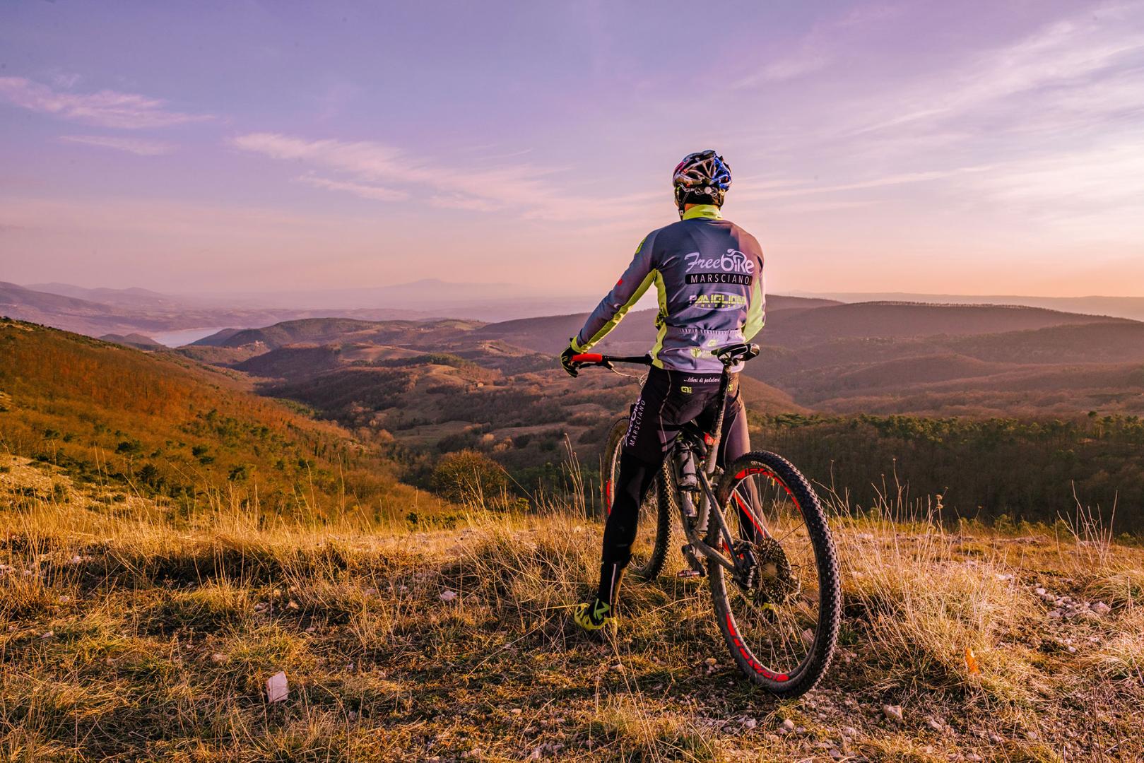 Titolo: MOUNTAIN-BIKE