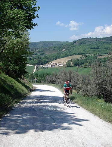 Collines et châteaux autour de Corciano