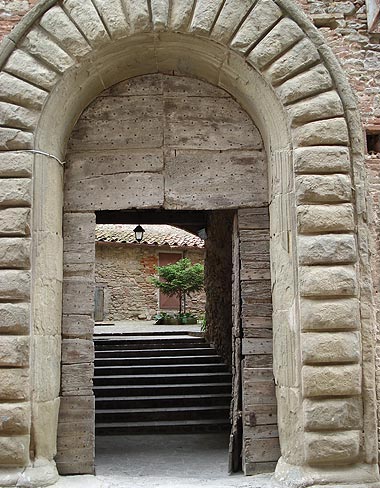 Borghi e castelli nell’Alta Valle del Tevere