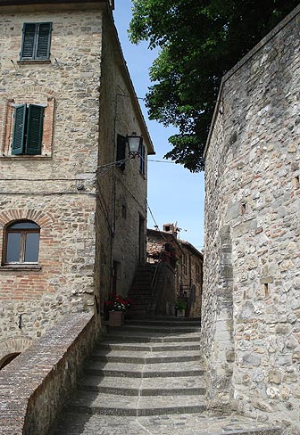 The unique atmosphere of the Apennine Mountains on the border between Umbria and the Marche