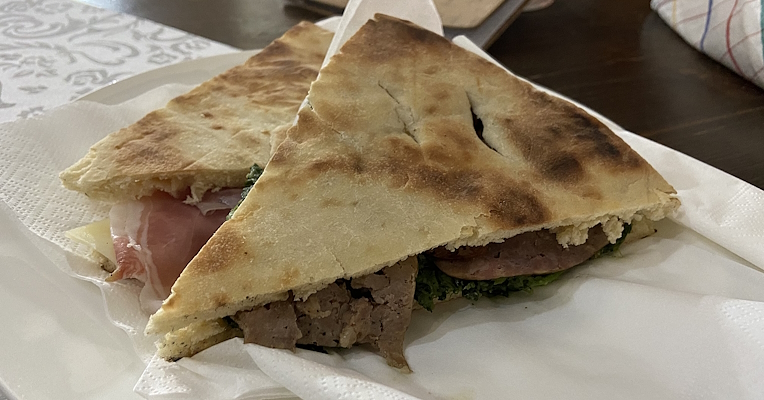 Slice of Torta al testo