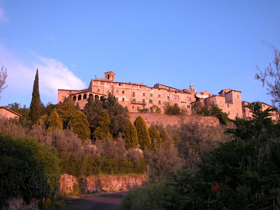 Scopri Stroncone