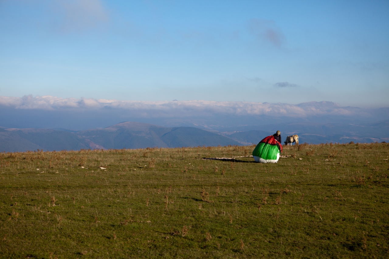 Paragliding in Umbria