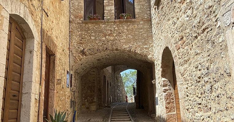 Titolo: Il Castello di Acera – Campello sul Clitunno