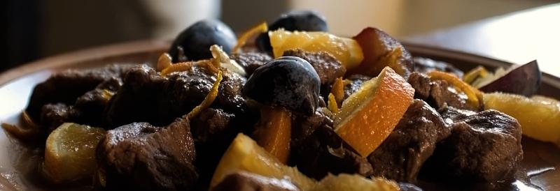 Bocconcini di Chianina con susine, arancia, zenzero e cannella di Rione Spada