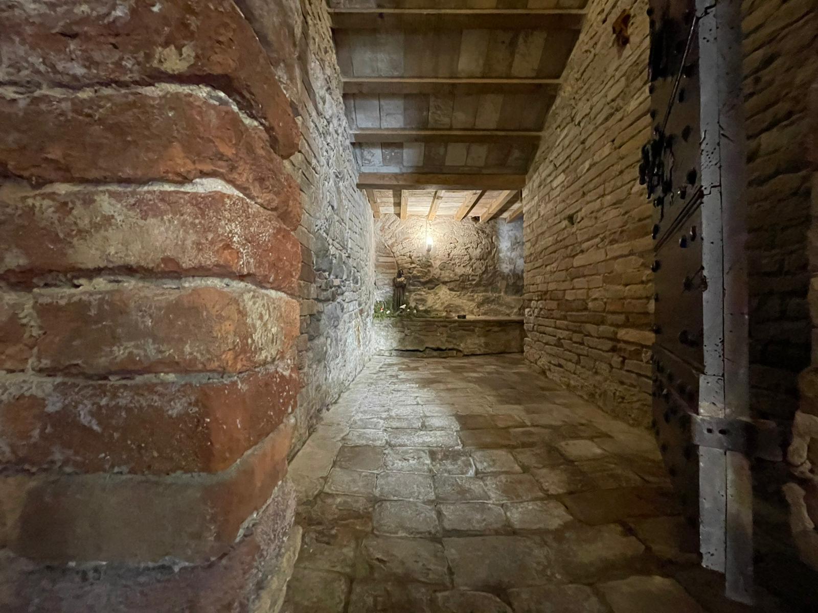 Titolo: The sacred hovel of San Francesco - Majolica - Landrini Palace - Cannara