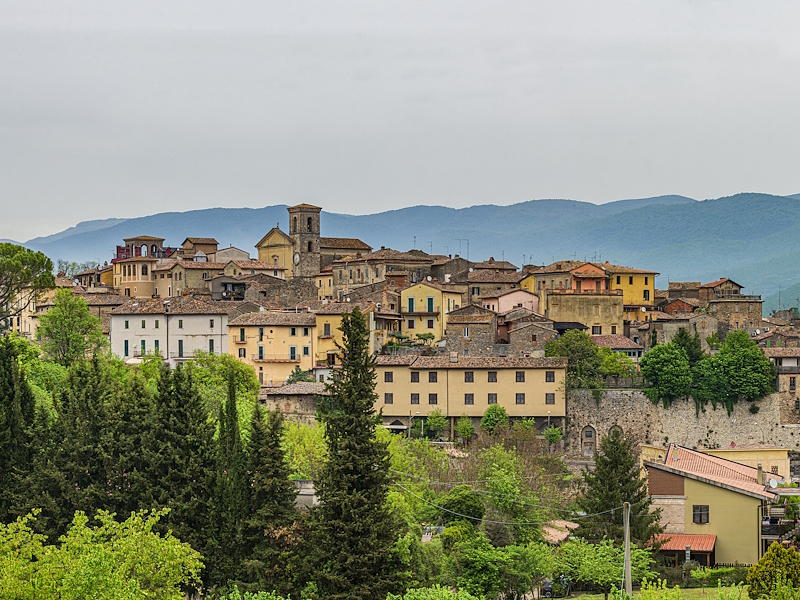 Panoramic view of Acquasparta with the historic centre and the Monti Martani in the background.